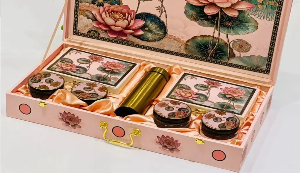 Lagoon Box